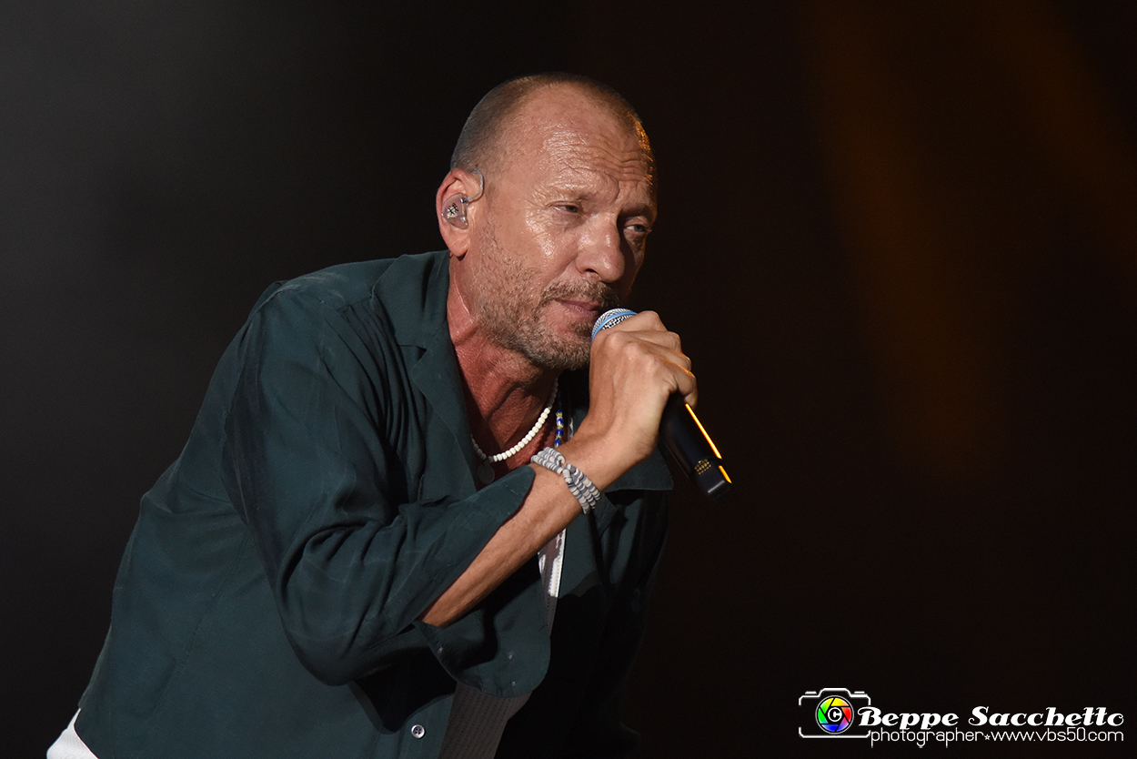 VBS_0759 - Concerto Biagio Antonacci - Palco Centrale Tour 2023.jpg